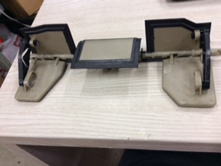 Nissan Tiida C11 Genuine Door Assy Vent Closer New Part