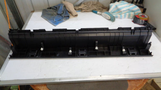 Nissan X-Trail T31 Genuine Finisher Assy Rear Door Centre New Part