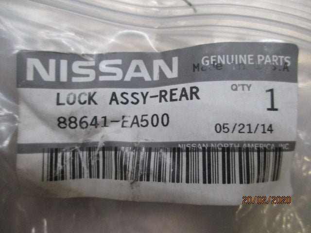 Nissan Navara King Cab Genuine Right Hand Rear Seat Latch New Part