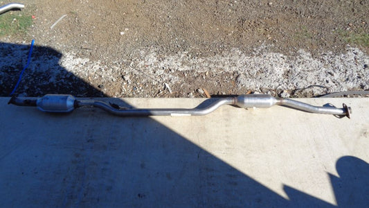 MITSUBISHI LANCER GENUINE INTERMEDIATE EXHAUST PIPE WITH CAT NEW PART