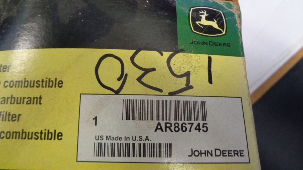 John Deere Genuine Square Steel Snap-On Fuel Filter New Part