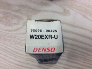 Denso W20EXR-U New spark plug new part see below details