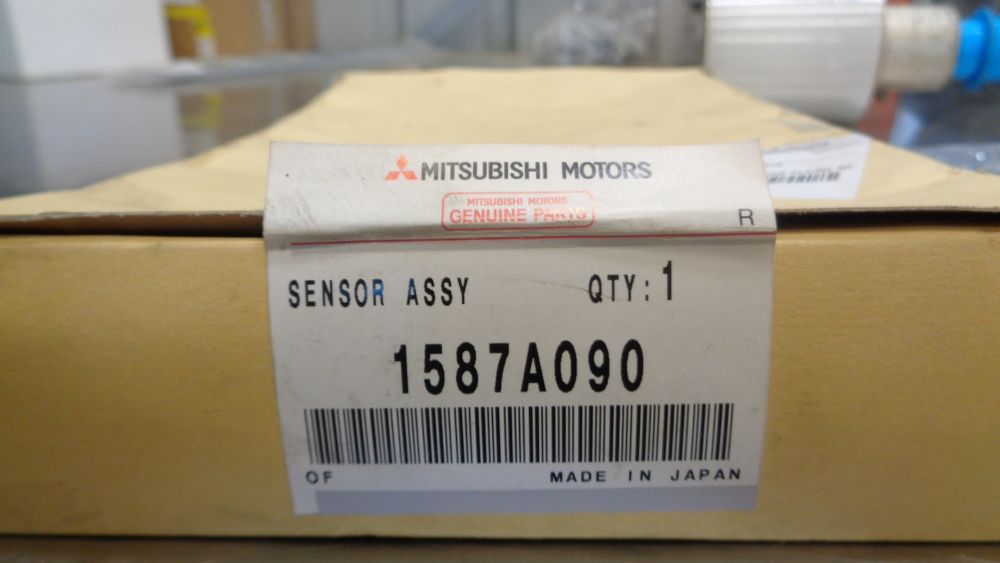 Mitsubishi Triton Genuine Exhaust High Temp. Sensor Assy New Part