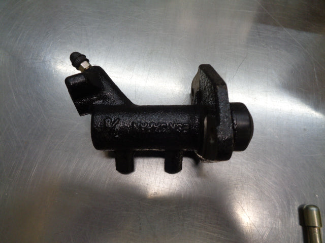 Holden TF Rodeo Genuine Clutch Slave Cylinder New Part
