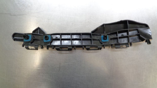 Toyota Corolla Genuine Right Hand Rear Bumper Retainer New Part