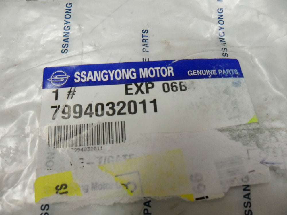 Ssangyong Genuine Bonnet Emblem New Part