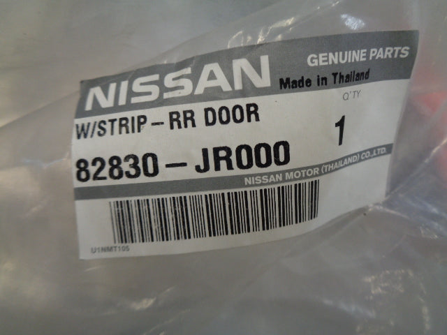 Nissan D40T Navara K/C Genuine Right Hand Rear Weather Strip New Part