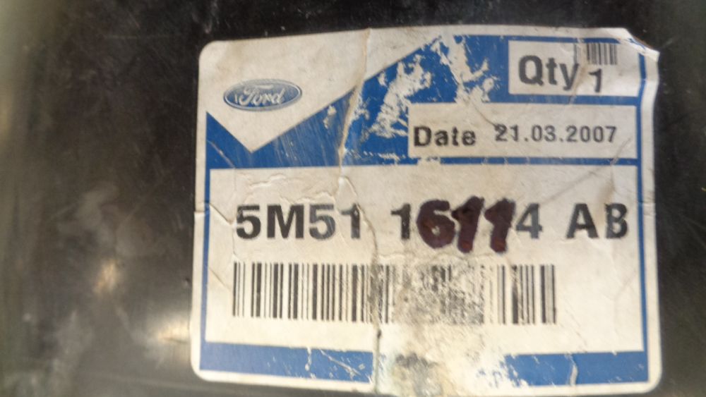 Ford Focus Genuine Right Hand Wheel Housing Cover New Part