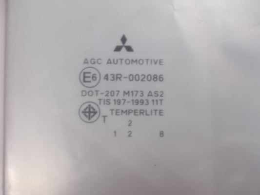 Mitsubishi Triton MN - ML Rear Right door glass