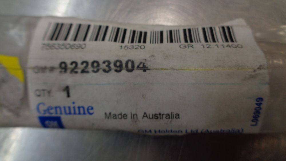 Holden Commodore VF SS Genuine Left Hand Rear Upper Door Moulding New Part