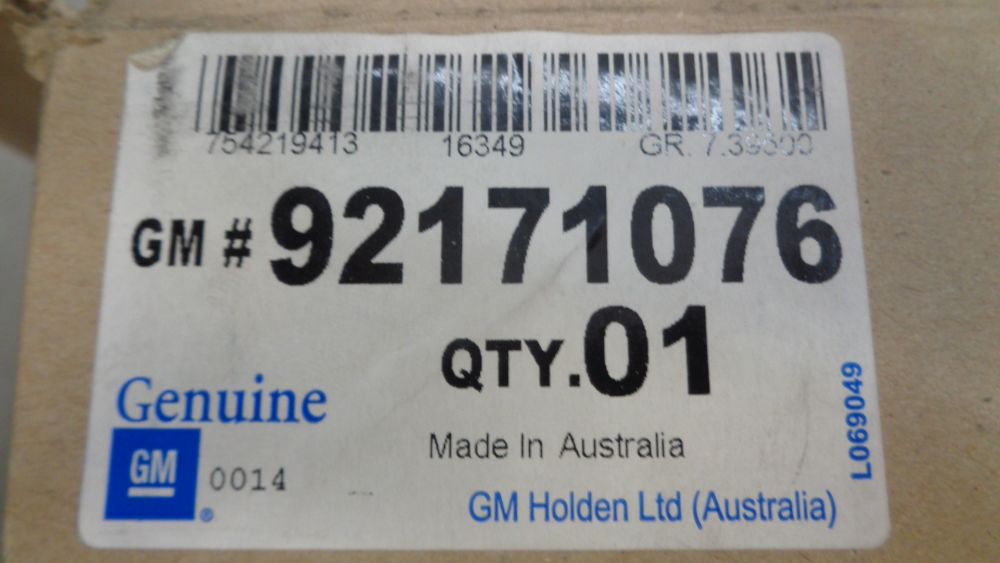 Holden VE Commodore Genuine Upper Rear Left Hand Shock Mounting Plate New Part