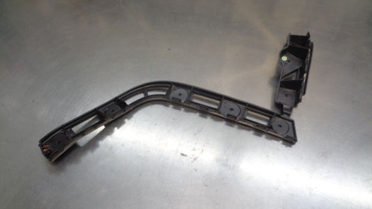 Holden Trail Blazer Genuine Left Hand Rear Bumper Fascia Guide Bracket New Part