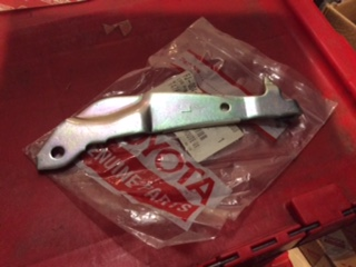 Toyota Hilux/4Runner Genuine brake shoe lever new part