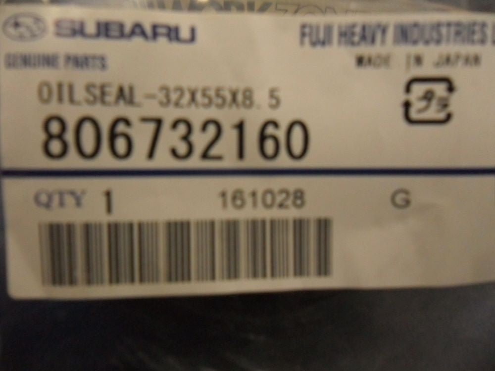 Subaru Impreza-Legacy-Outback-Forester Genuine lower camshaft seal new part