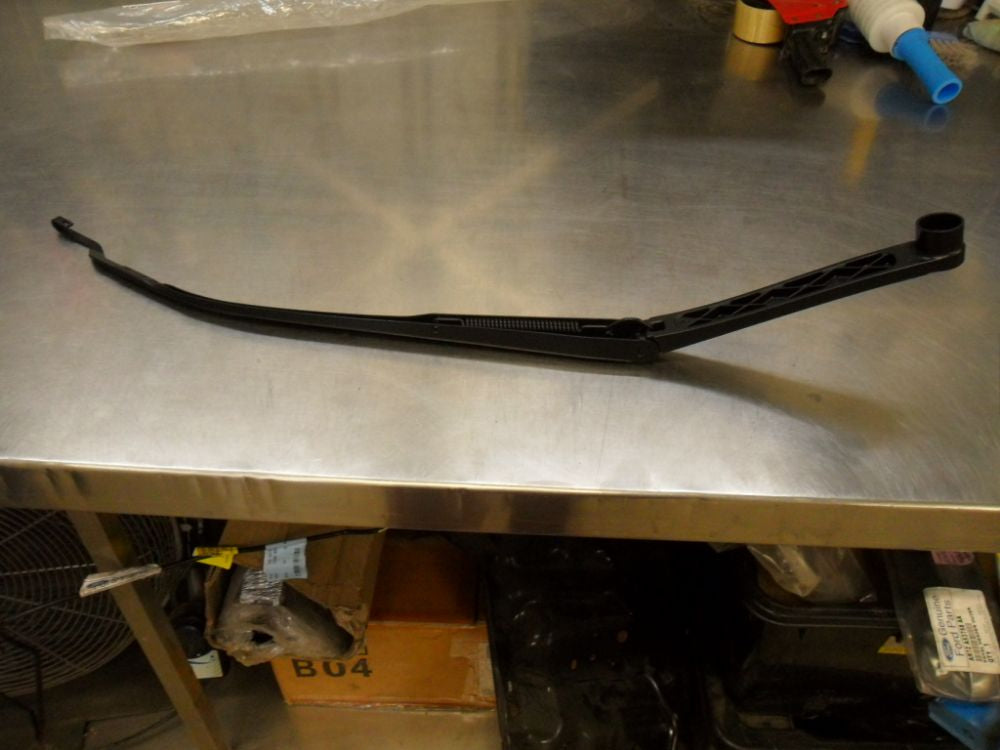 KIA Cerato Genuine Right Hand Windshield Wiper Arm New Part