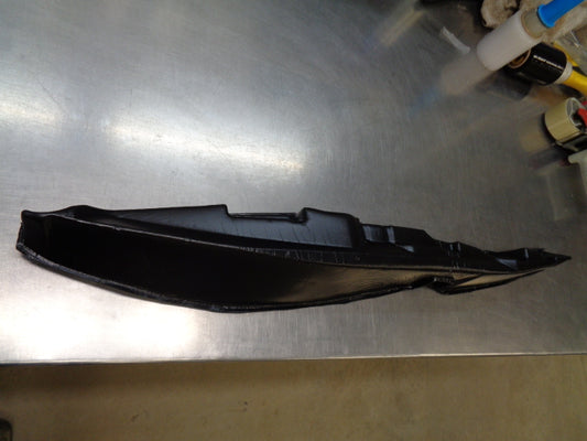 Holden RG Colorado Genuine Right Hand Front Guard Insulator New Part