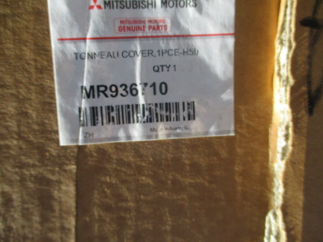 Mitsubishi ML Triton Dual Cab Genuine 1 Piece Hard Lid Kit (Aztec Red) New Part