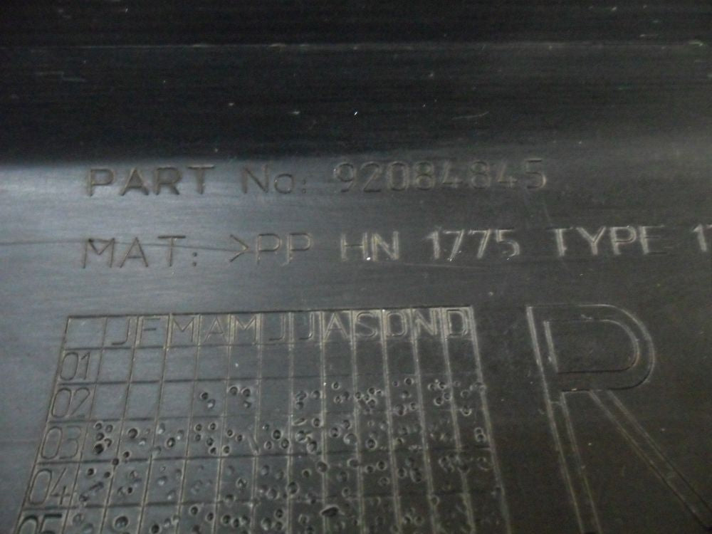 Holden Commodore Genuine VY Right Side Sill Skirt Used Part