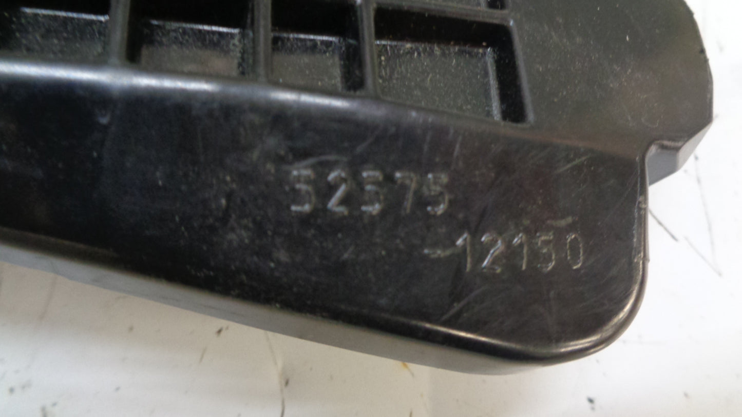 TOYOTA COROLLA GENUINE RIGHT (DRIVER) REAR BUMPER BAR SLIDE NEW PART