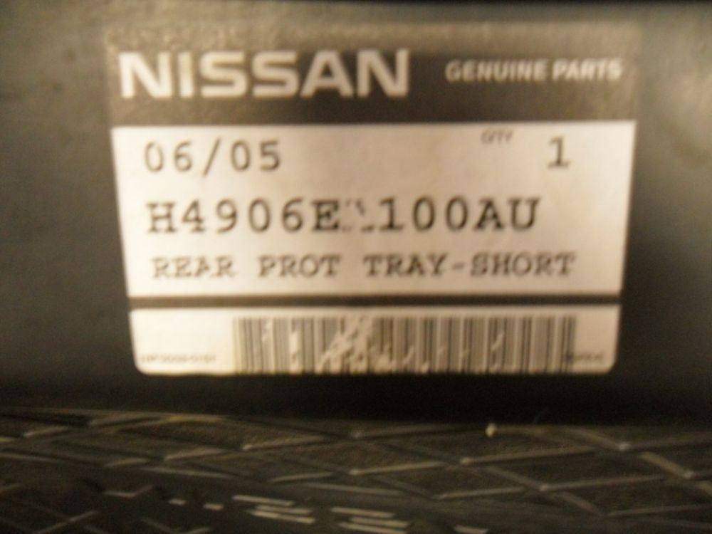 Nissan Pathfinder Genuine Rear Cargo Mat (Short) New Part