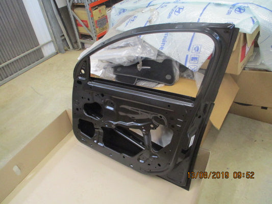 Holden VE-WM Genuine Drivers Front Door Assy New Part
