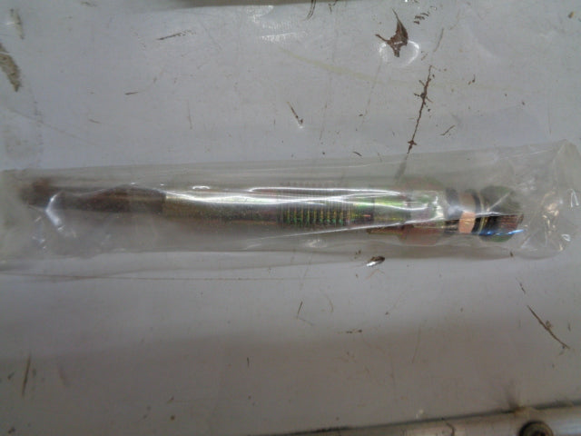 PT-46 Glow Plug Suitable for Toyota LiteAce New Part