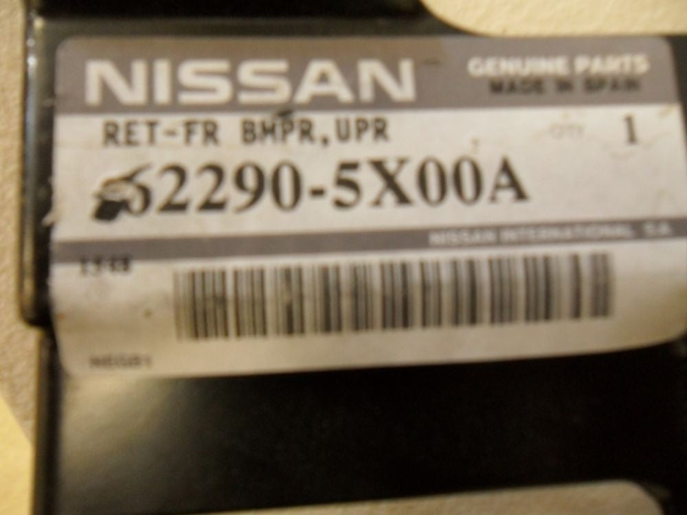 Nissan Pathfinder Genuine Upper Front Bumper Retainer Bracket New Part