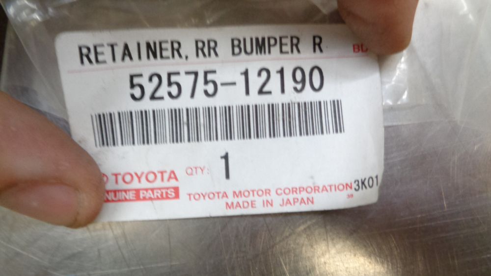Toyota Corolla Genuine Right Hand Rear Bumper Retainer New Part