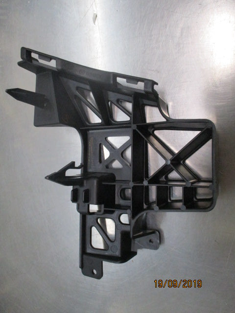 Mazda 3 BK Genuine Left Hand Front Bumper Bracket New Part
