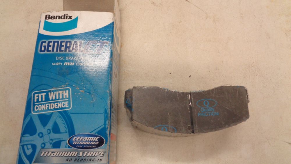 Bendix Front Brake Pads Suitable For Toyota Camry/Holden Apollo New Part