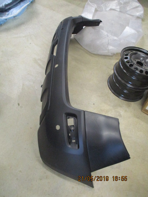 Renault Koleos Genuine Rear Bumper With Rear Parking Sensors New Part