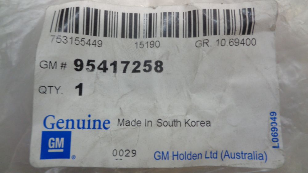 Holden Cruze JH/JG Genuine Front Right Hand Lower Weatherstrip New Part