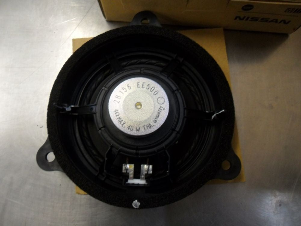 Nissan Pulsar N17 Genuine Front Door Speaker Assy New Part