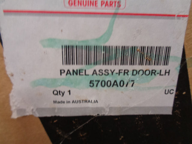 Mitsubishi Pajero Genuine Left Hand Front Door Assy New Part