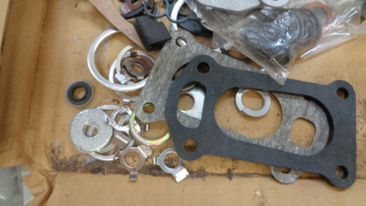 Subaru Leone Genuine Engine Gasket And Seal Kit New Part