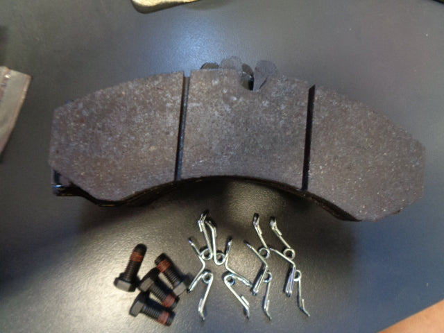 TRW Front Brake Pad Set Suitable For VW And Mercedes Benz New Part
