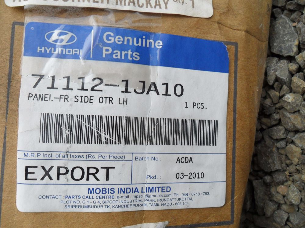 Hyundai i20 Genuine Left Hand Front 'A' Pillar Outer Skin. 3 Door New Part