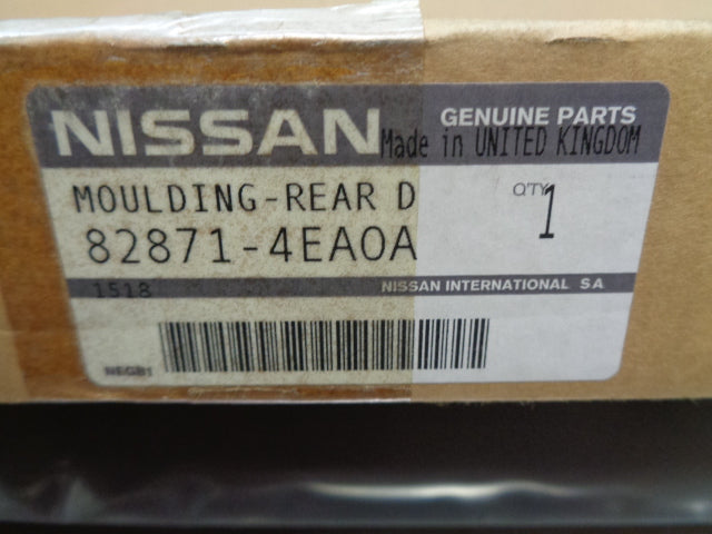 Nissan Qashqai Genuine Left Hand Rear Door Moulding New Part
