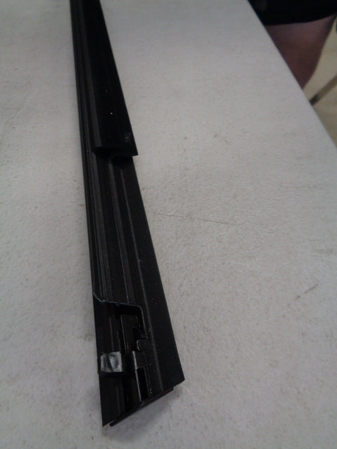 Hyundai Tucson Genuine RHR Weatherstrip Assy New Part