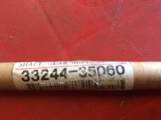 Toyota Hilux/4runner Genuine reverse shift fork shaft New Part