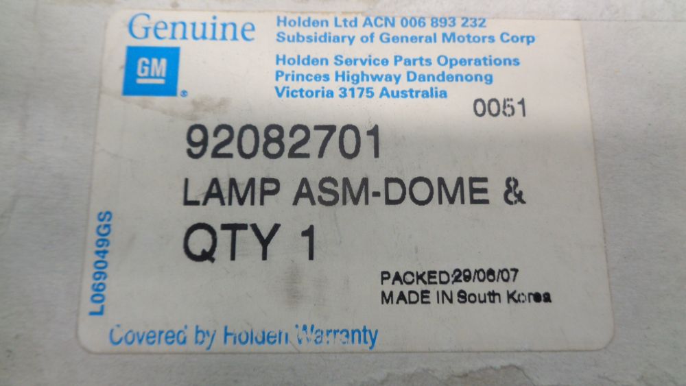 Holden Commodore VT/VX & WL Statesman Genuine Front Interior Roof Light New Part