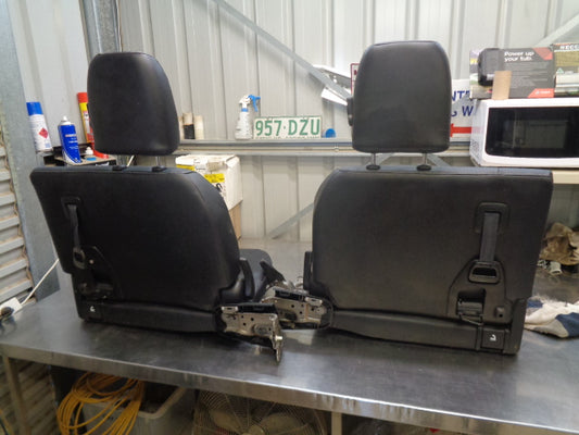 Toyota 200 Series Landcruiser Genuine 3 Row Leather Seats New Part