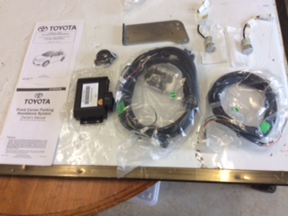 Toyota Corolla Hatch Genuine Front Part Assist Silver Pearl New Part