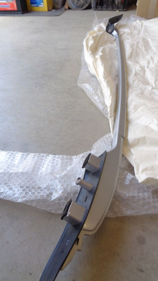 Nissan Xtrail T32 Genuine right hand roof rail New Part