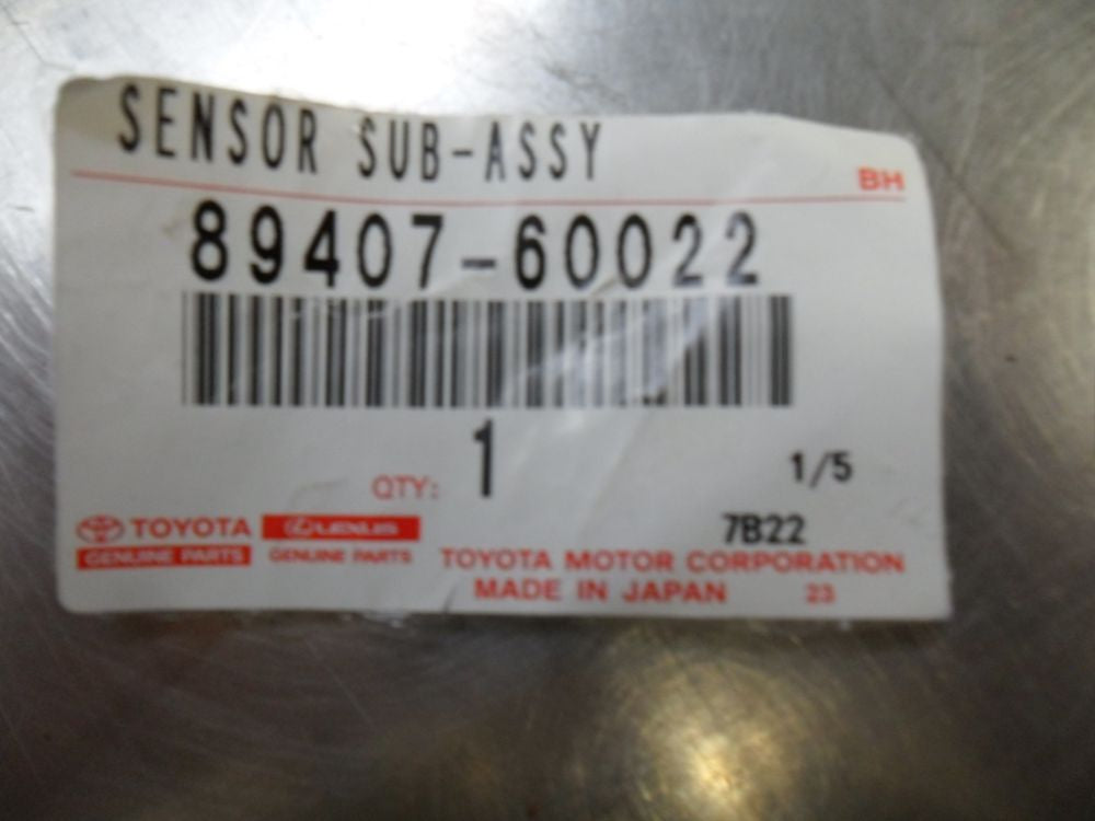 Toyota Prado Genuine Rear Right Hand Height Control Sub-Sensor Assy New Part