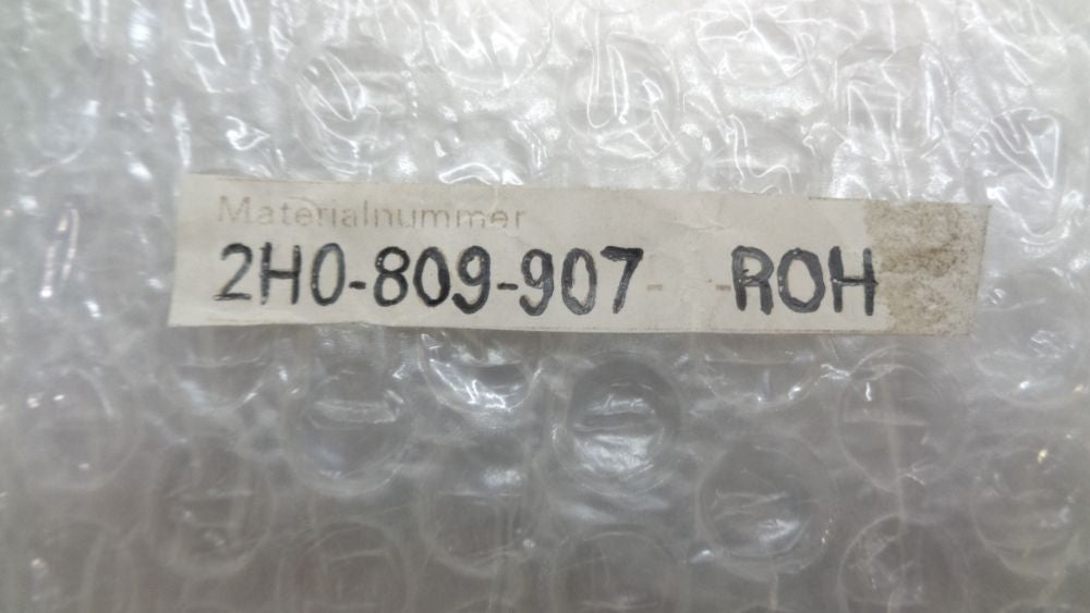 VW Amarok Genuine Fuel Tank Flap New Part