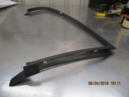 Holden VE Commodore Sedan Genuine Right Hand Rear Window Frame Garnish New Part