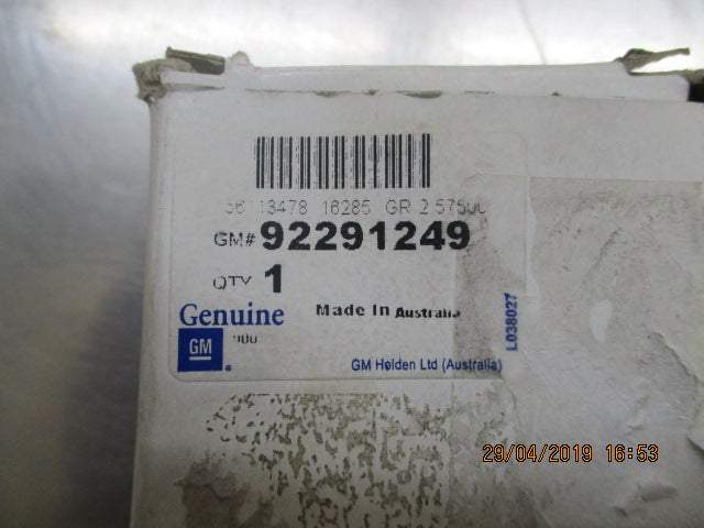 Holden VF Commodore Genuine Left Hand Mirror Courtesy Puddle Light New Part
