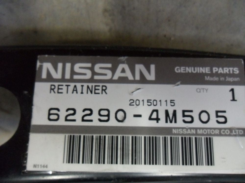 Nissan Pulsar N16 Front Bumper Upper Retainer New Part