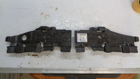 Holden Astra H Genuine left & right front bumper support new part